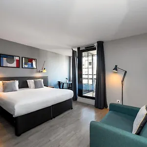 Staycity Centre Vieux Port Apart-hotel